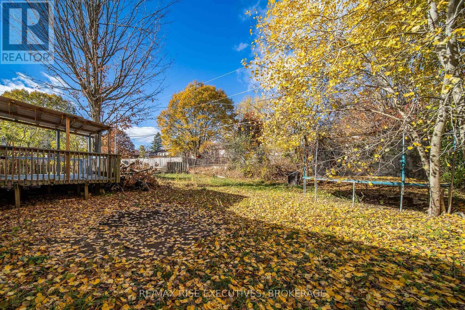 23 Huff Avenue, Loyalist, Ontario K7N 1S5 - Photo 12 - X12538718