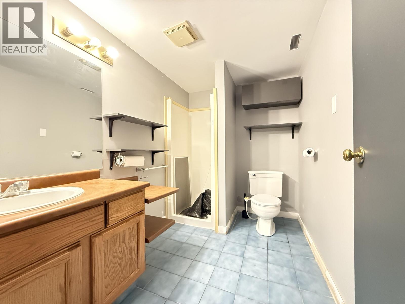 1 3011 Murray Street, Port Moody, British Columbia  V3H 1X3 - Photo 3 - C8073749