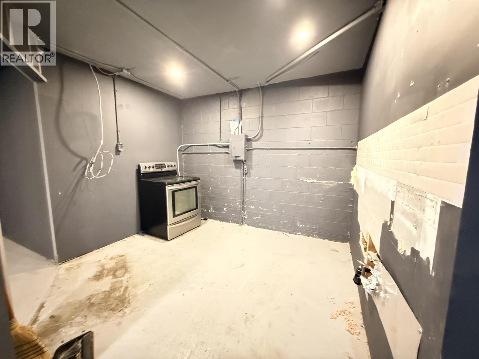 1 3011 Murray Street, Port Moody, British Columbia  V3H 1X3 - Photo 12 - C8073749