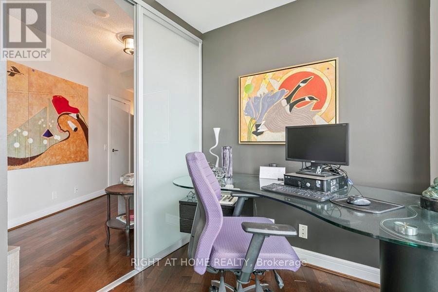 1204 - 112 George Street, Toronto, Ontario M5A 2M5 - Photo 12 - C12517550