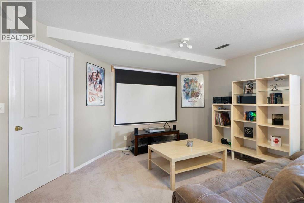 341 Sunset Place, Okotoks, Alberta  T1S 1P7 - Photo 32 - A2254056