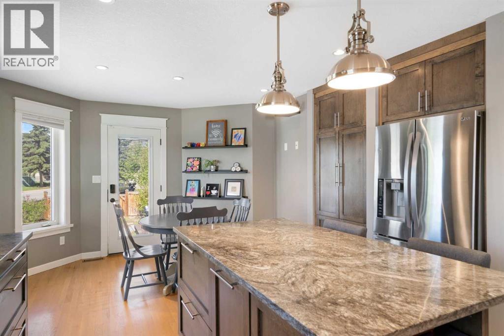 341 Sunset Place, Okotoks, Alberta  T1S 1P7 - Photo 10 - A2254056