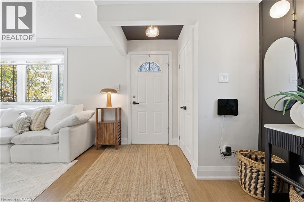 2333 Alma Dale Avenue, Burlington, Ontario  L7P 1S2 - Photo 3 - 40787792