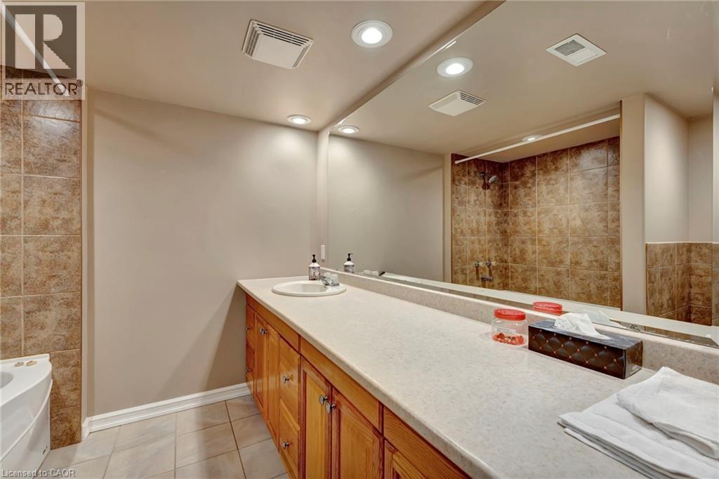 131 East 42nd Street, Hamilton, Ontario  L8T 3A2 - Photo 29 - 40787837