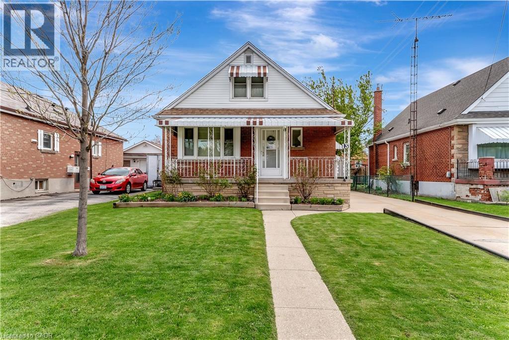 131 East 42nd Street, Hamilton, Ontario  L8T 3A2 - Photo 1 - 40787837