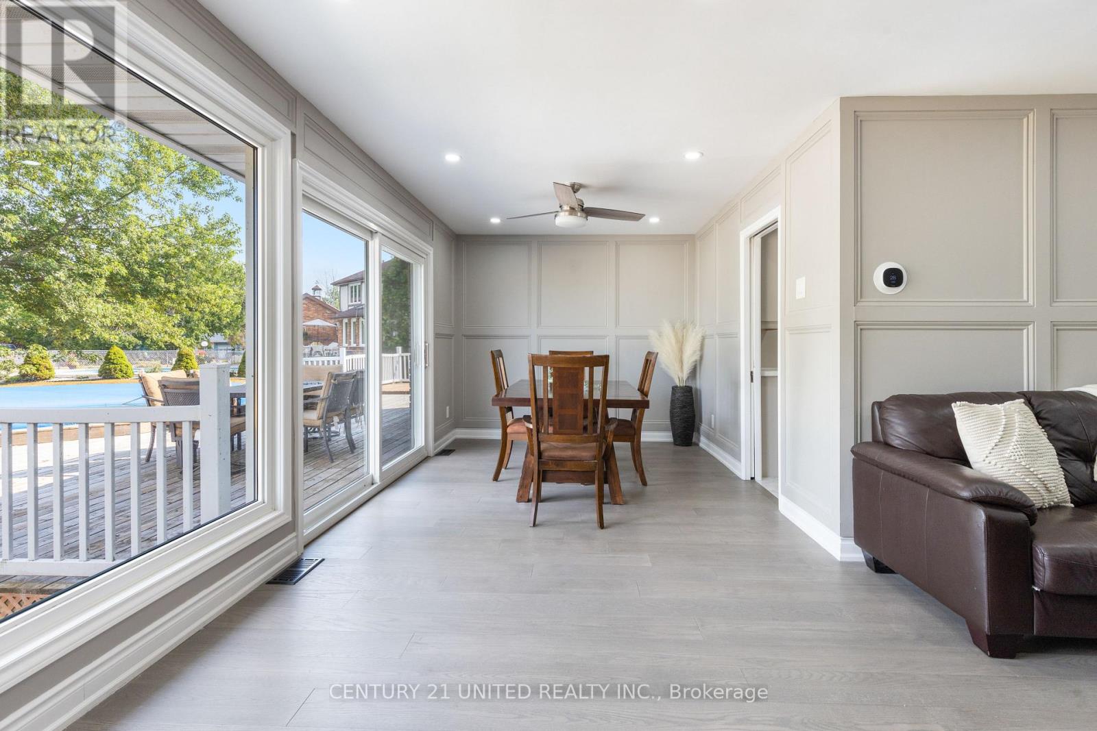 1143 Connaught Drive, Selwyn, Ontario K0L 1T0 - Photo 10 - X12538662