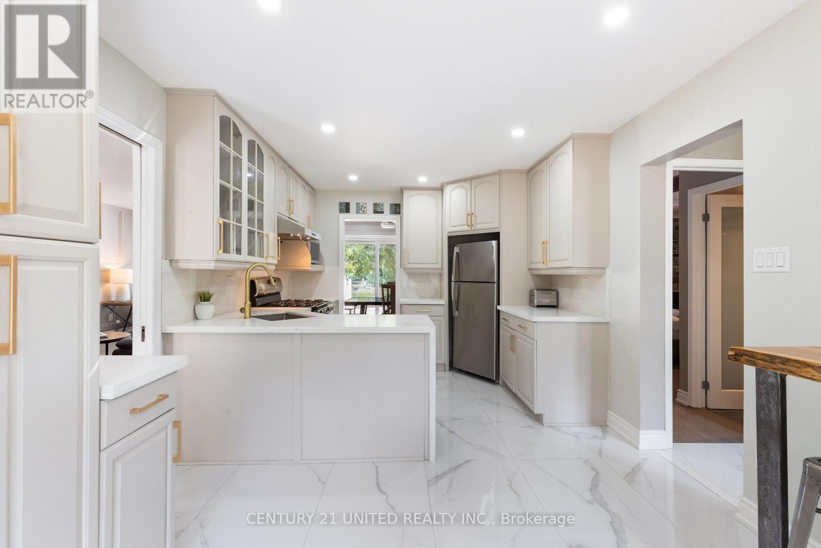 1143 Connaught Drive, Selwyn, Ontario K0L 1T0 - Photo 14 - X12538662