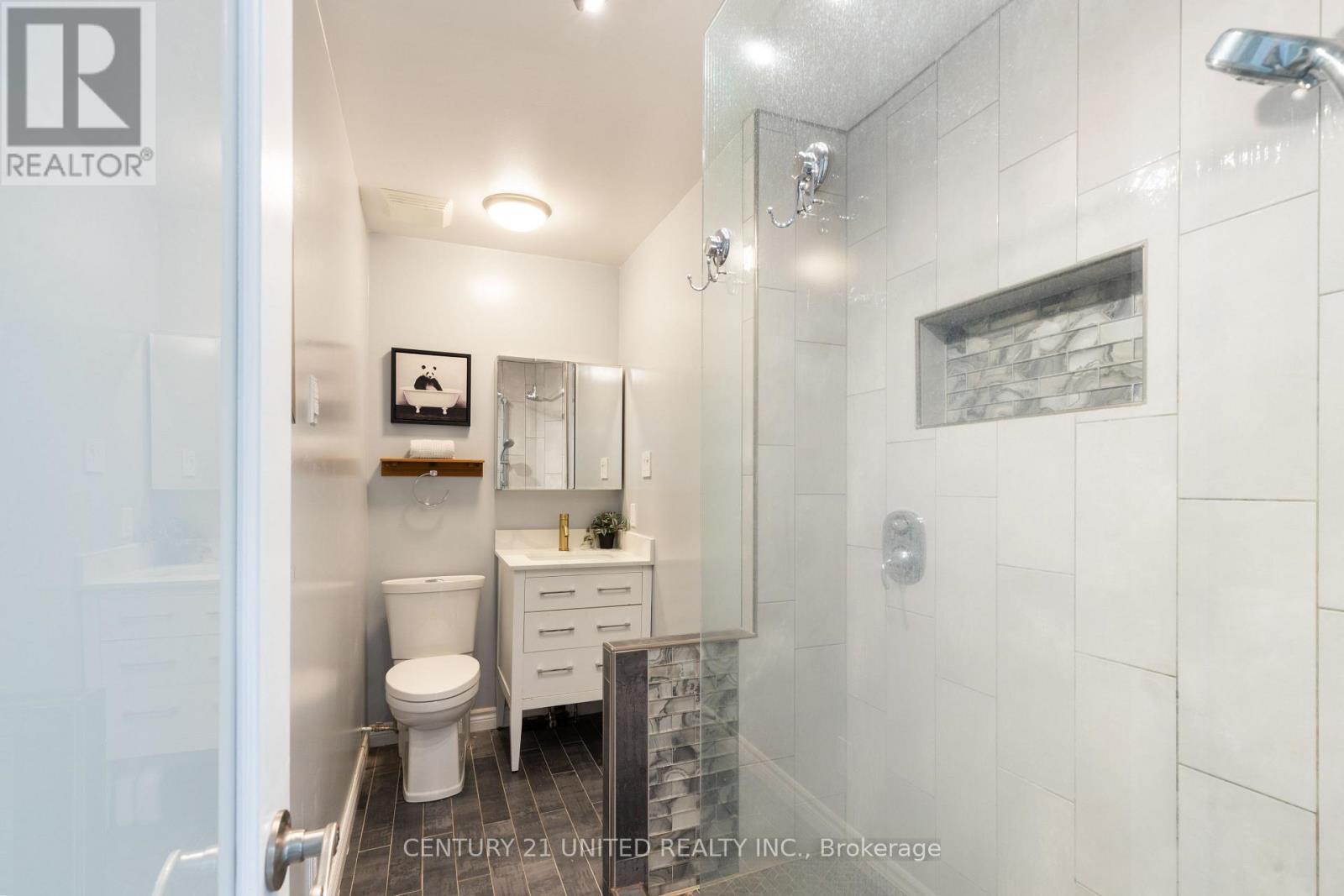 1143 Connaught Drive, Selwyn, Ontario K0L 1T0 - Photo 21 - X12538662