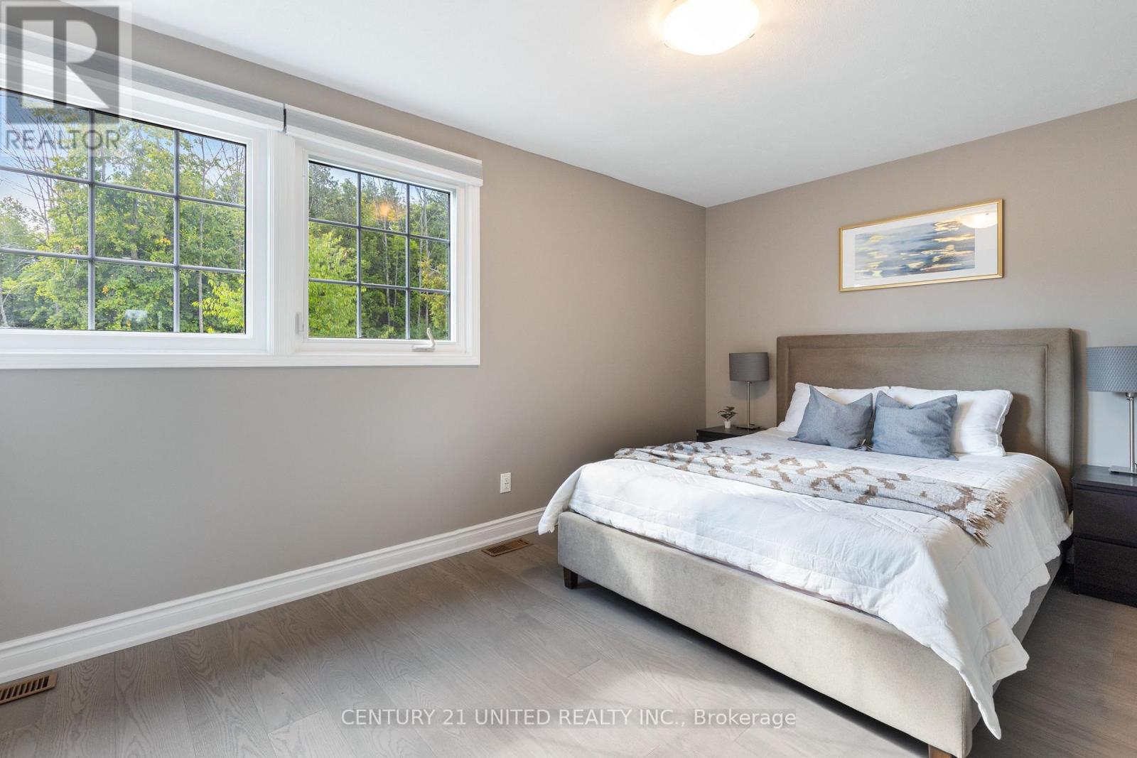 1143 Connaught Drive, Selwyn, Ontario K0L 1T0 - Photo 33 - X12538662