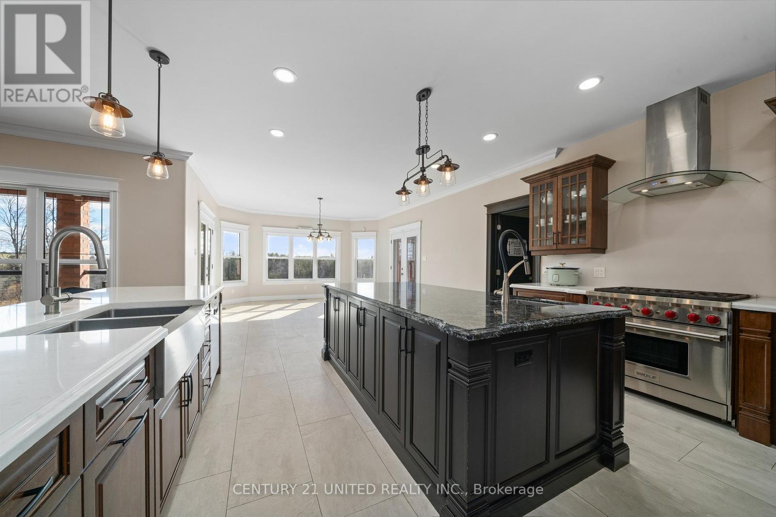 73 Maple Ridge Drive, Kawartha Lakes, Ontario K0L 2W0 - Photo 12 - X12538720