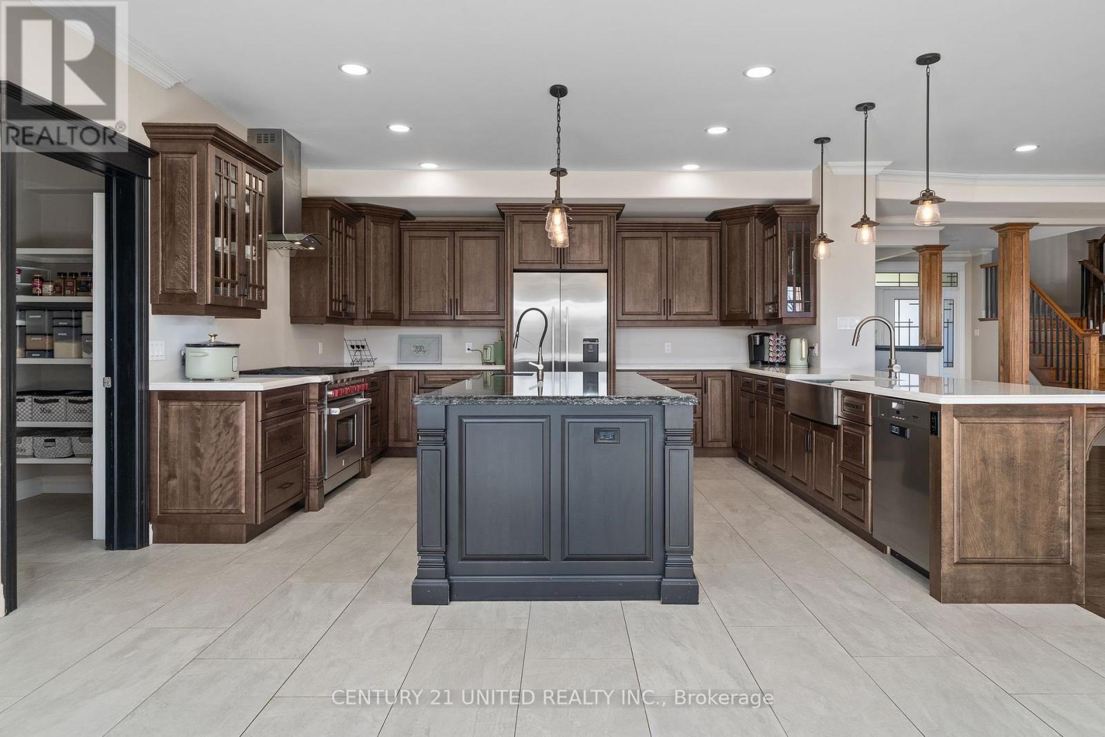 73 Maple Ridge Drive, Kawartha Lakes, Ontario K0L 2W0 - Photo 15 - X12538720