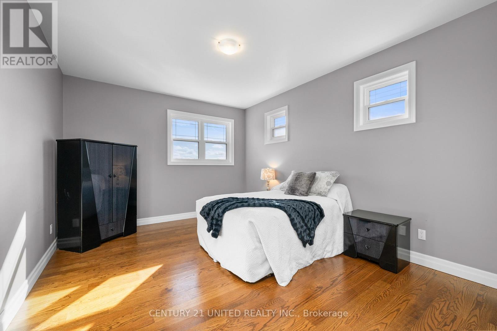 73 Maple Ridge Drive, Kawartha Lakes, Ontario K0L 2W0 - Photo 32 - X12538720