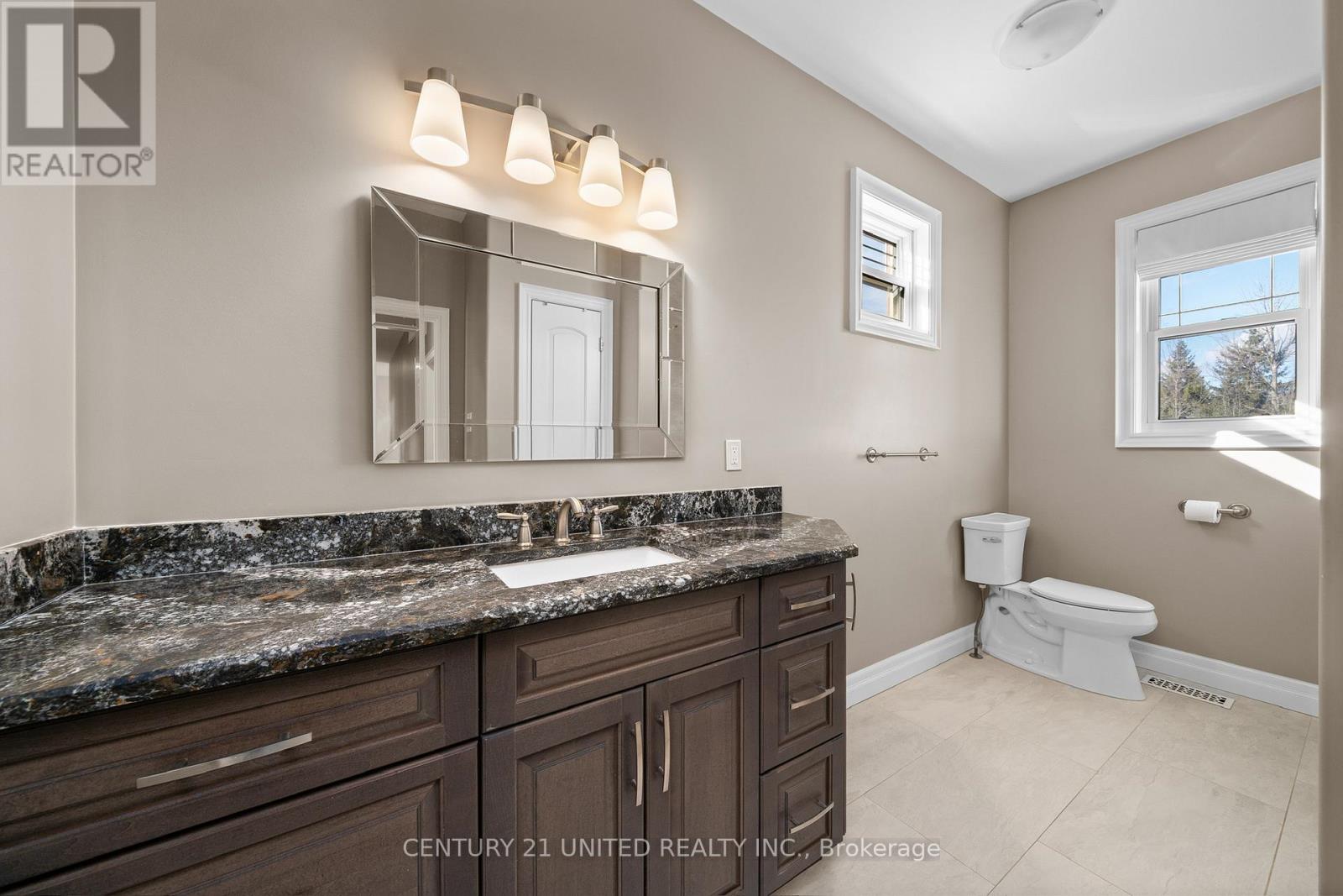 73 Maple Ridge Drive, Kawartha Lakes, Ontario K0L 2W0 - Photo 34 - X12538720