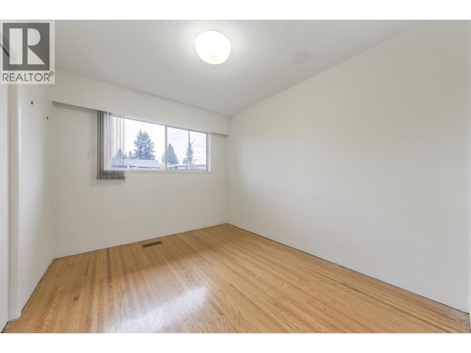 1350 Grover Avenue, Coquitlam, British Columbia  V3J 3G2 - Photo 18 - R3066686