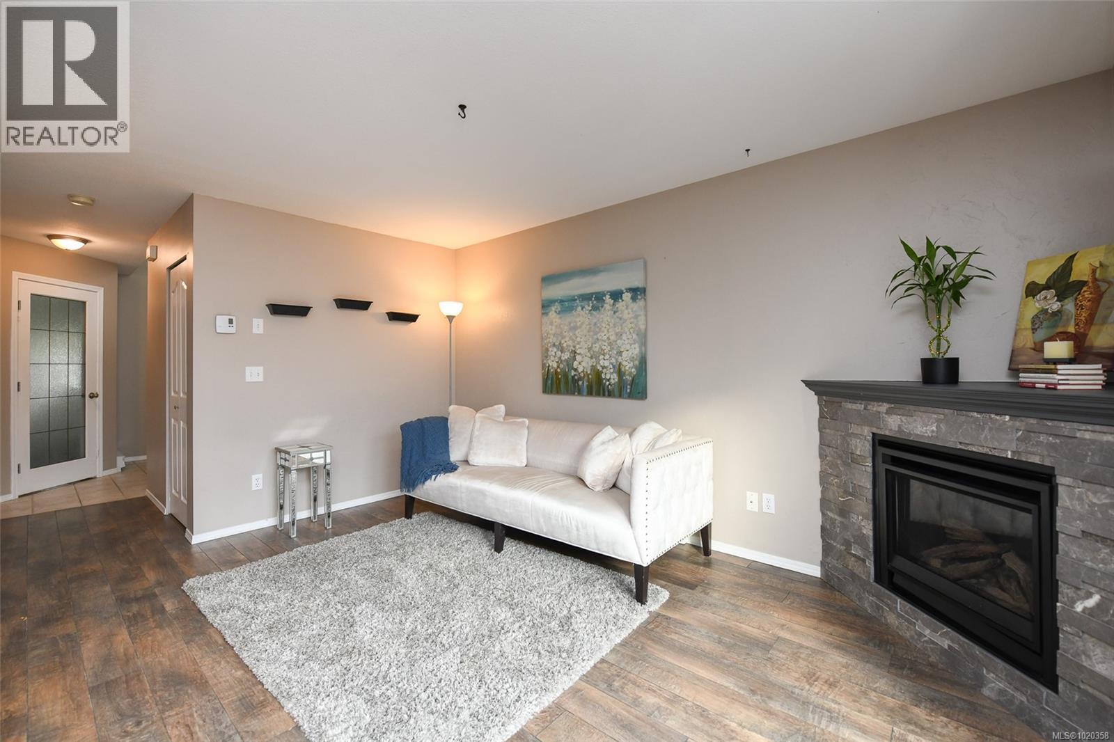 5 717 Aspen Rd, Comox, British Columbia  V9M 3X4 - Photo 10 - 1020358