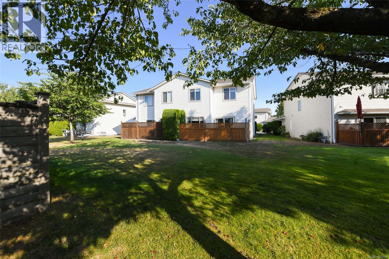 5 717 Aspen Rd, Comox, British Columbia  V9M 3X4 - Photo 23 - 1020358