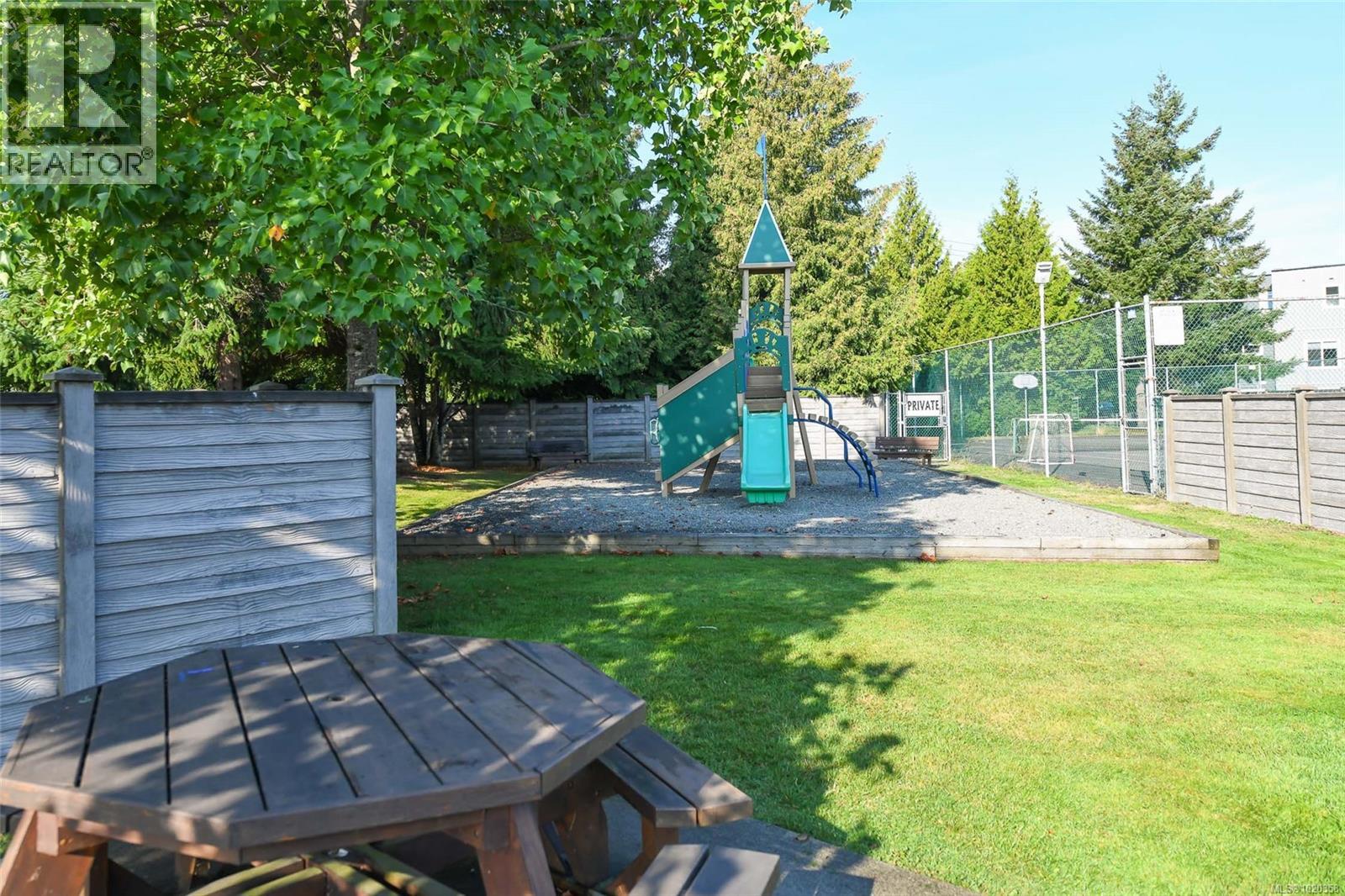 5 717 Aspen Rd, Comox, British Columbia  V9M 3X4 - Photo 25 - 1020358