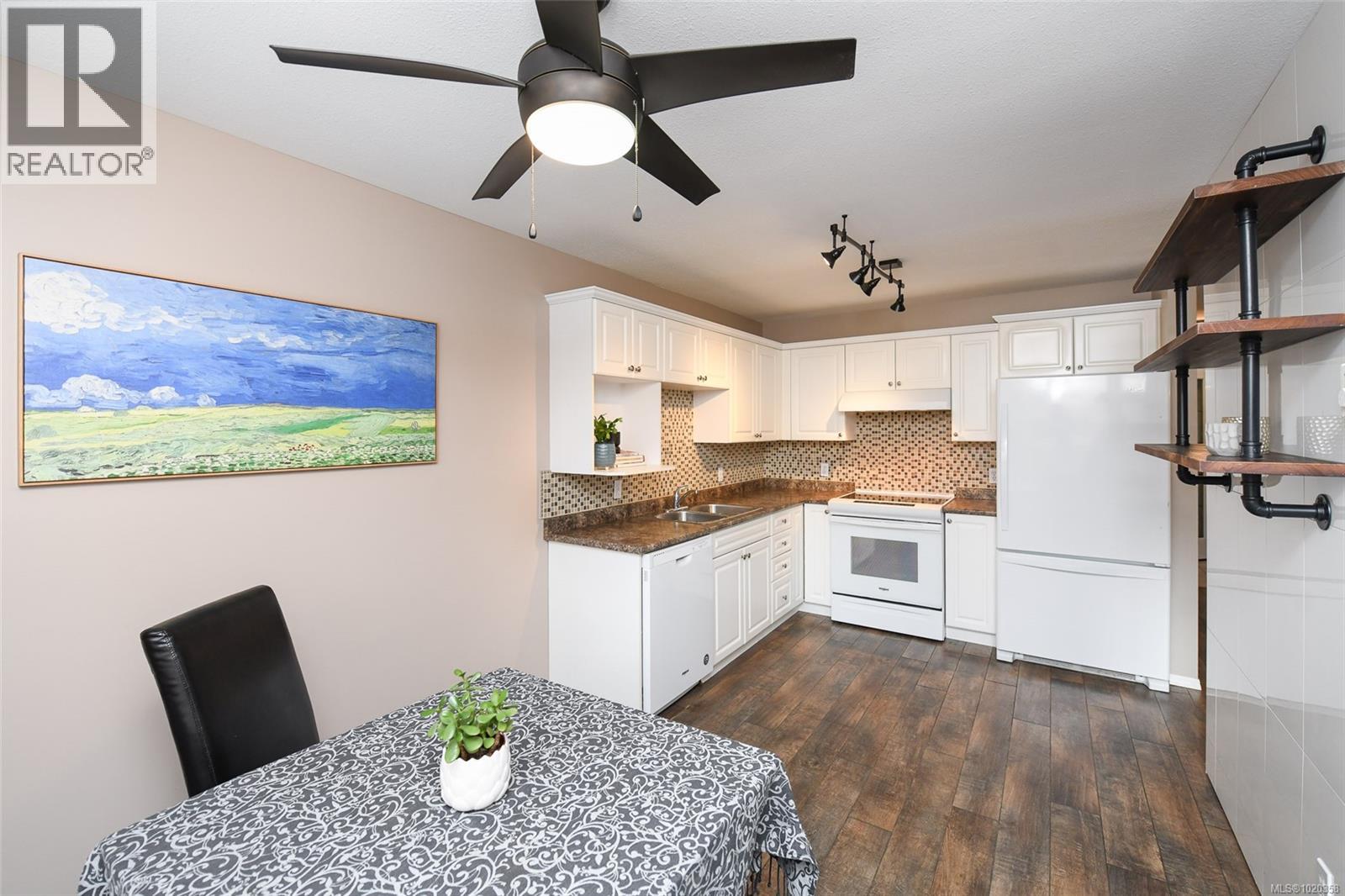 5 717 Aspen Rd, Comox, British Columbia  V9M 3X4 - Photo 7 - 1020358