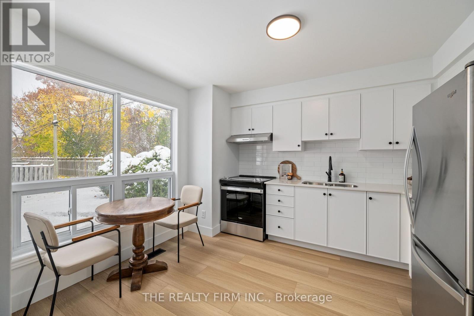 11 - 409 Thompson Road, London South, Ontario  N5Z 4Z1 - Photo 4 - X12538680