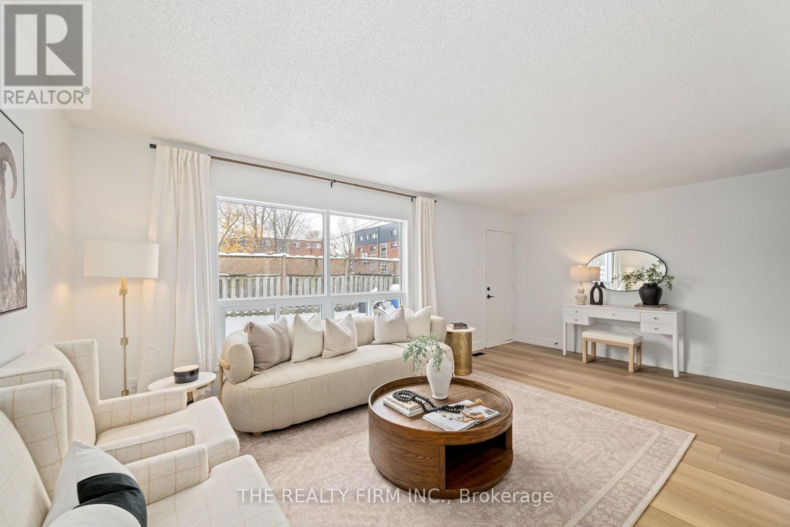 11 - 409 Thompson Road, London South, Ontario  N5Z 4Z1 - Photo 8 - X12538680