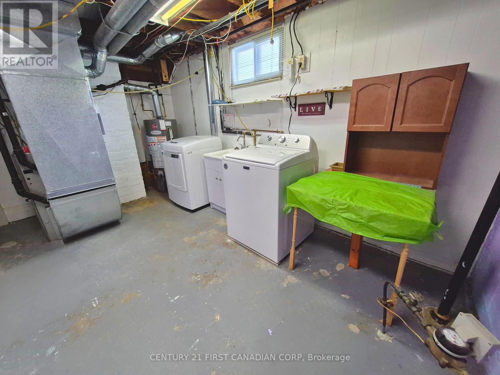 1727 Parkhurst Avenue, London East, Ontario N5V 2C4 - Photo 17 - X12538744