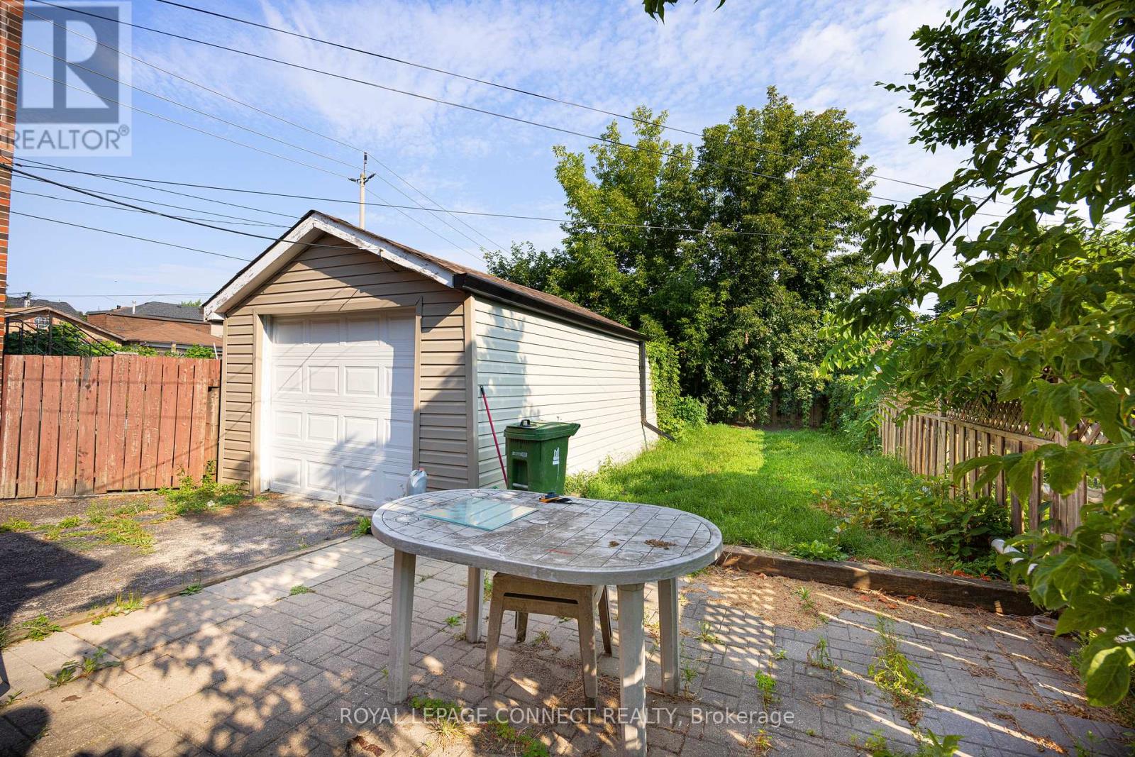 #main - 184 Livingstone Avenue, Toronto, Ontario  M6E 2M1 - Photo 13 - W12538612