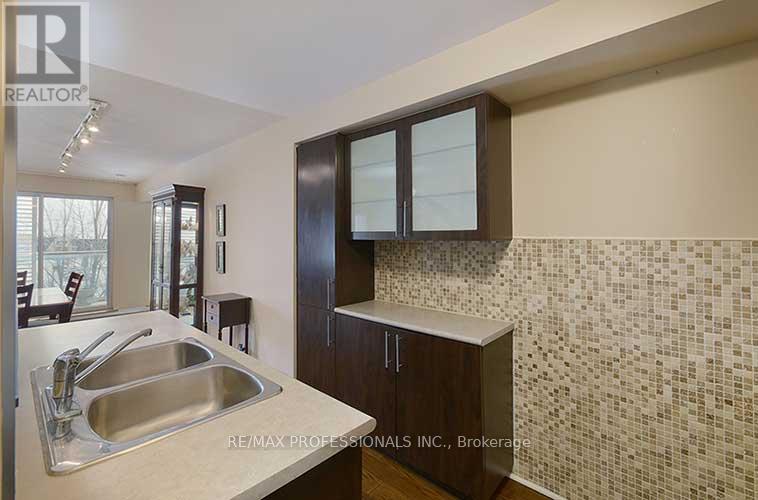 419 - 1040 The Queensway Avenue, Toronto, Ontario  M8Z 0A7 - Photo 11 - W12538618