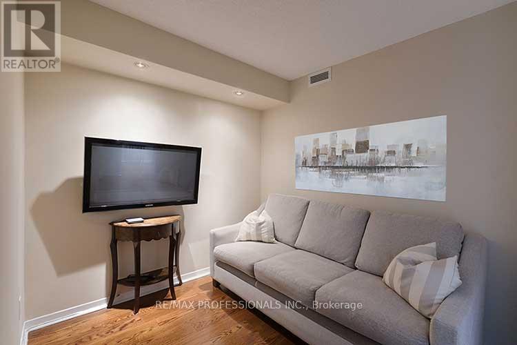 419 - 1040 The Queensway Avenue, Toronto, Ontario  M8Z 0A7 - Photo 17 - W12538618
