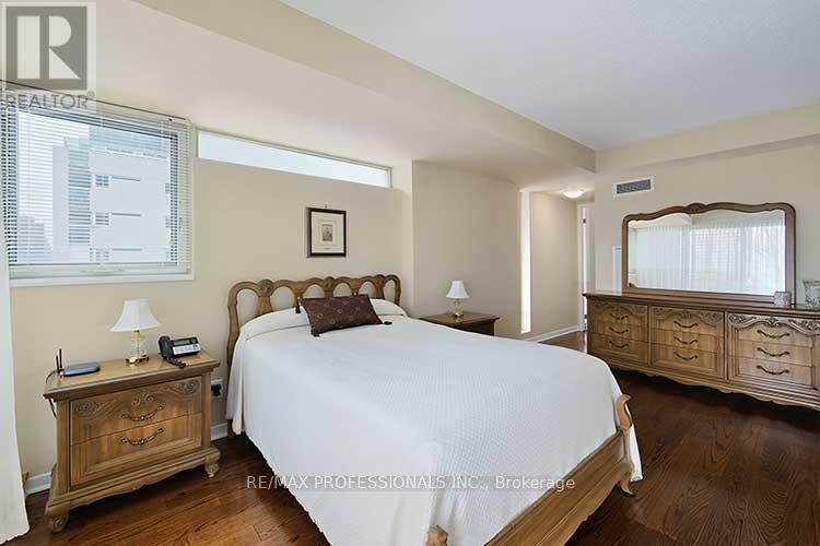 419 - 1040 The Queensway Avenue, Toronto, Ontario  M8Z 0A7 - Photo 19 - W12538618