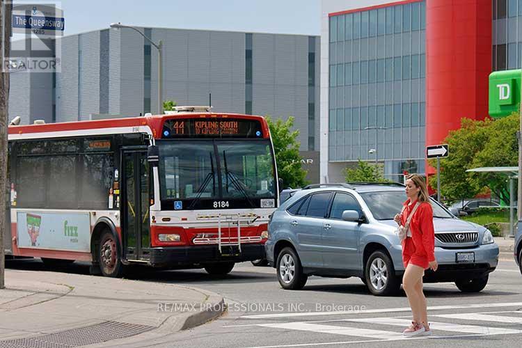 419 - 1040 The Queensway Avenue, Toronto, Ontario  M8Z 0A7 - Photo 38 - W12538618