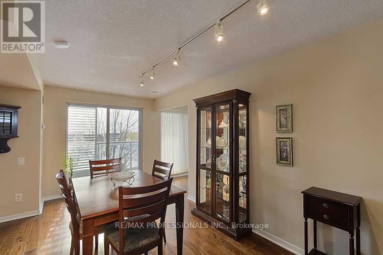 419 - 1040 The Queensway Avenue, Toronto, Ontario  M8Z 0A7 - Photo 7 - W12538618