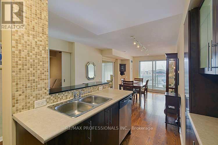 419 - 1040 The Queensway Avenue, Toronto, Ontario  M8Z 0A7 - Photo 9 - W12538618