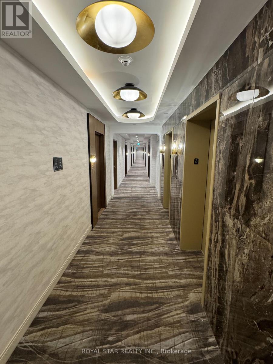 #217 - 3240 William Coltson Avenue, Oakville, Ontario  L6H 8C8 - Photo 7 - W12538632