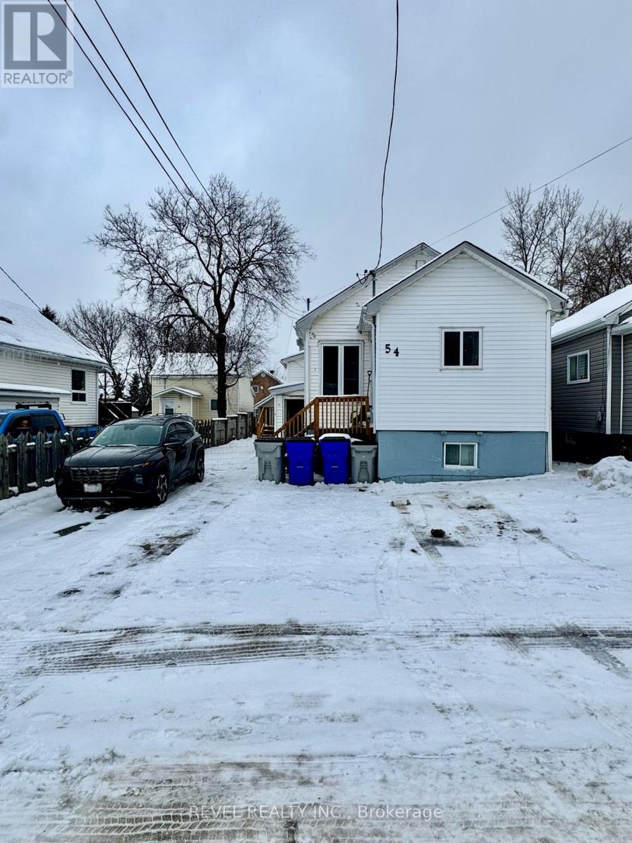 54 WINDSOR AVENUE, Timmins, Ontario