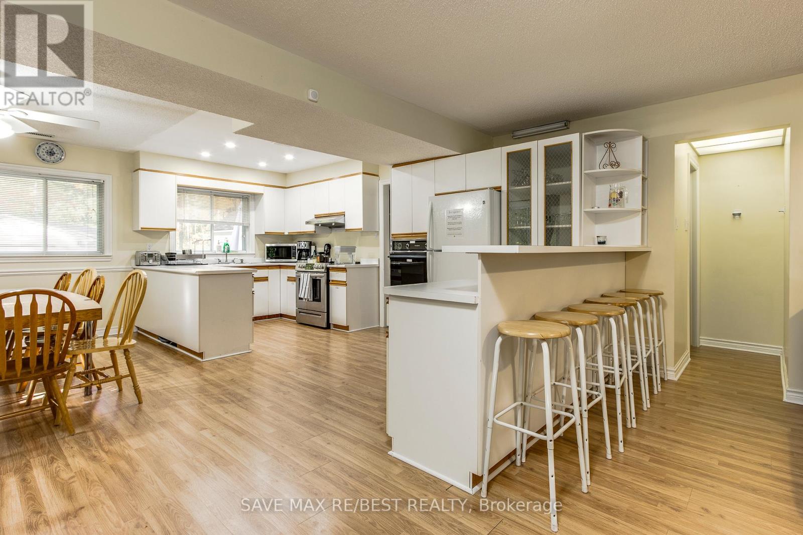 #b - 910 Concession Rd 17 W, Penetanguishene, Ontario  L9M 1R3 - Photo 6 - S12538150