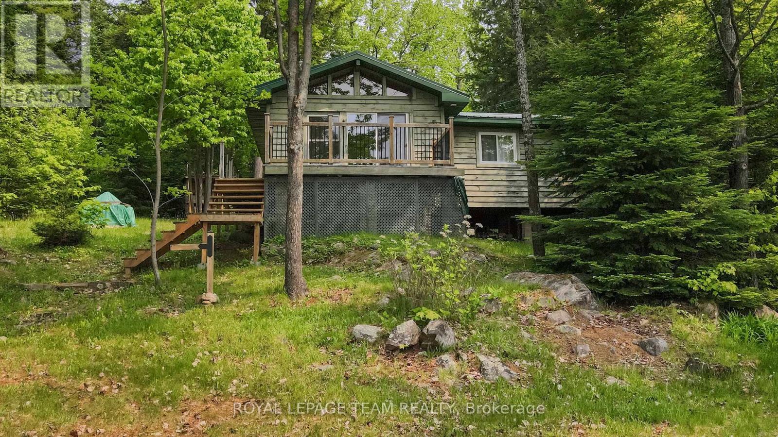 Lot 6 Burnt Island Island, Madawaska Valley, Ontario K0J 1B0 - Photo 15 - X12538668