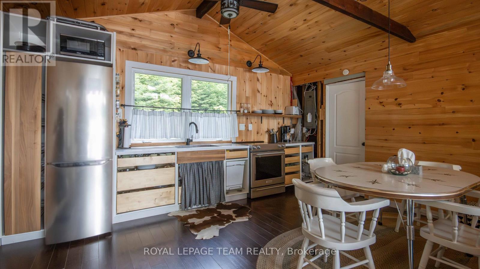 Lot 6 Burnt Island Island, Madawaska Valley, Ontario K0J 1B0 - Photo 29 - X12538668