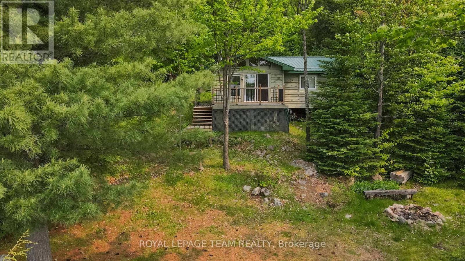 Lot 6 Burnt Island Island, Madawaska Valley, Ontario K0J 1B0 - Photo 3 - X12538668