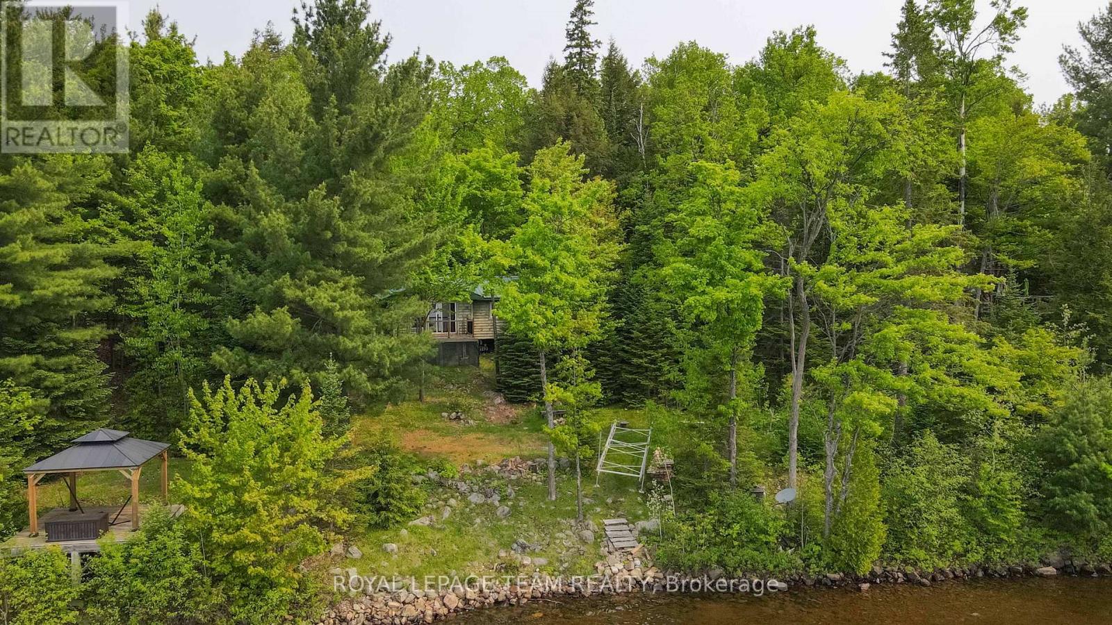 Lot 6 Burnt Island Island, Madawaska Valley, Ontario K0J 1B0 - Photo 4 - X12538668