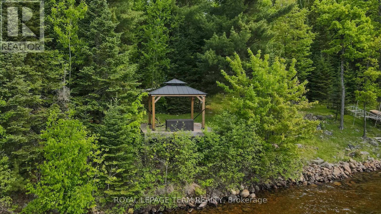 Lot 6 Burnt Island Island, Madawaska Valley, Ontario K0J 1B0 - Photo 8 - X12538668