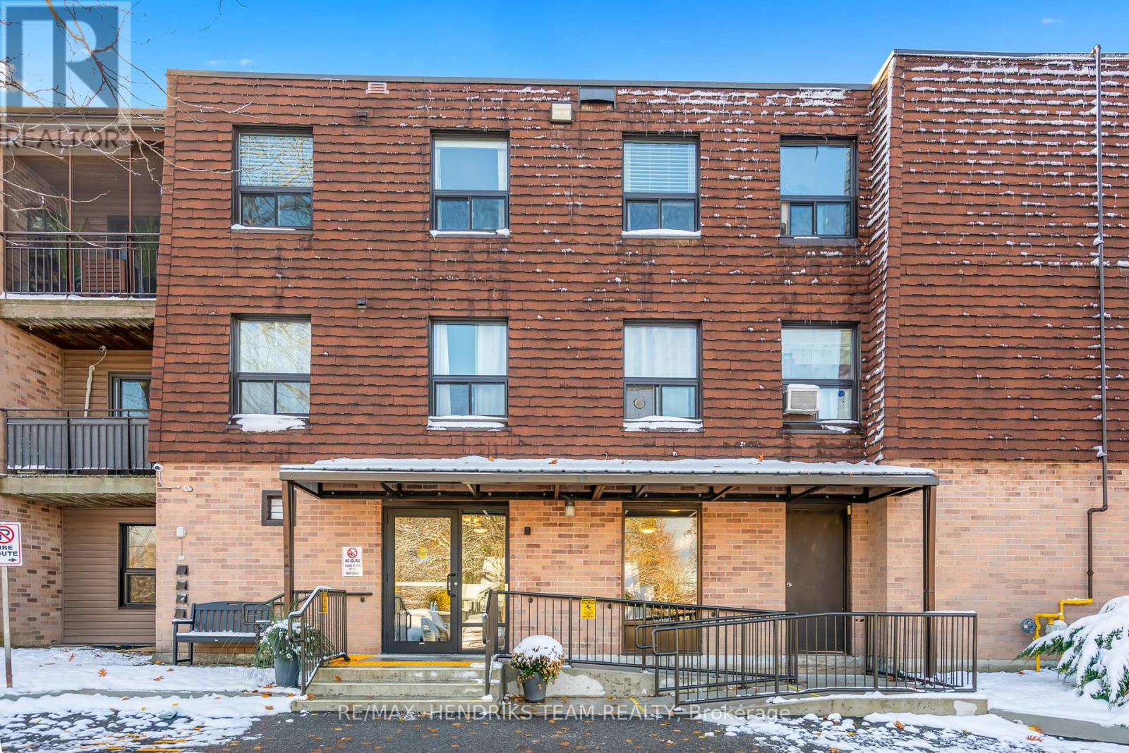 108 - 4209 Hixon Street, Lincoln, Ontario  L0R 1B7 - Photo 3 - X12538708