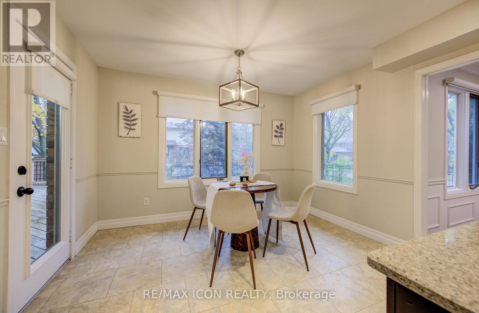 2 Dunnington Court, Kitchener, Ontario  N2A 3M5 - Photo 10 - X12538564