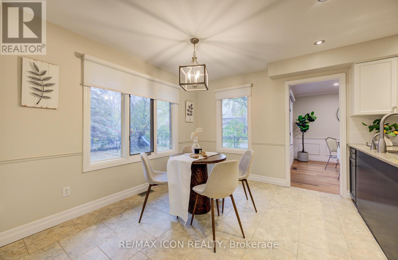 2 Dunnington Court, Kitchener, Ontario  N2A 3M5 - Photo 11 - X12538564