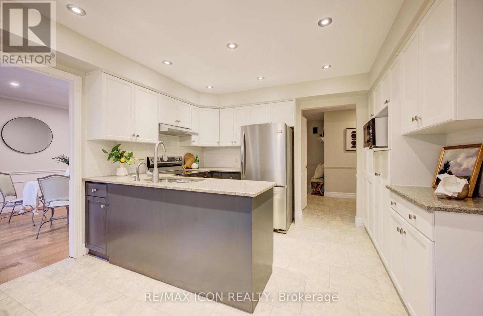 2 Dunnington Court, Kitchener, Ontario  N2A 3M5 - Photo 12 - X12538564