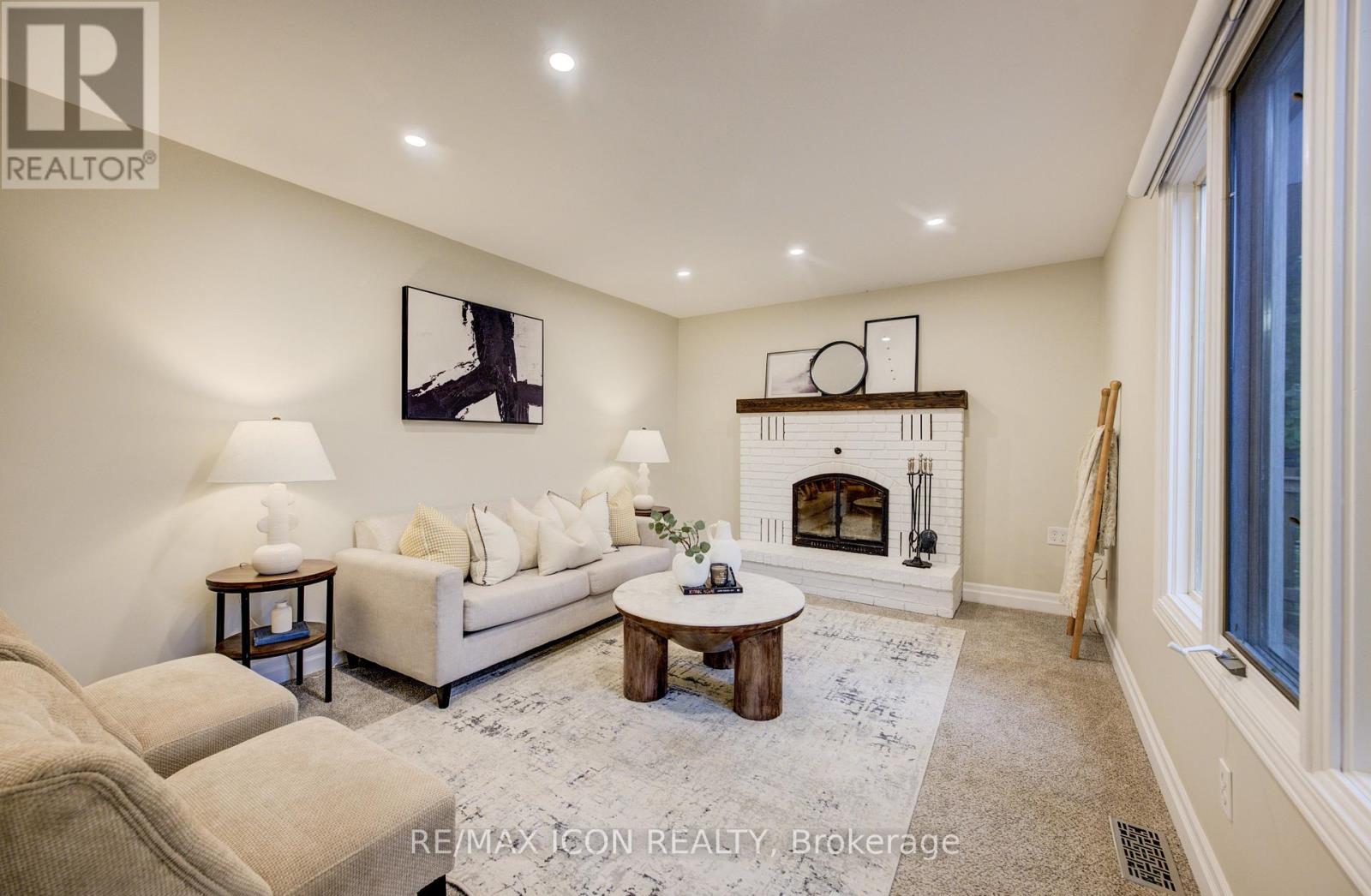 2 Dunnington Court, Kitchener, Ontario  N2A 3M5 - Photo 17 - X12538564