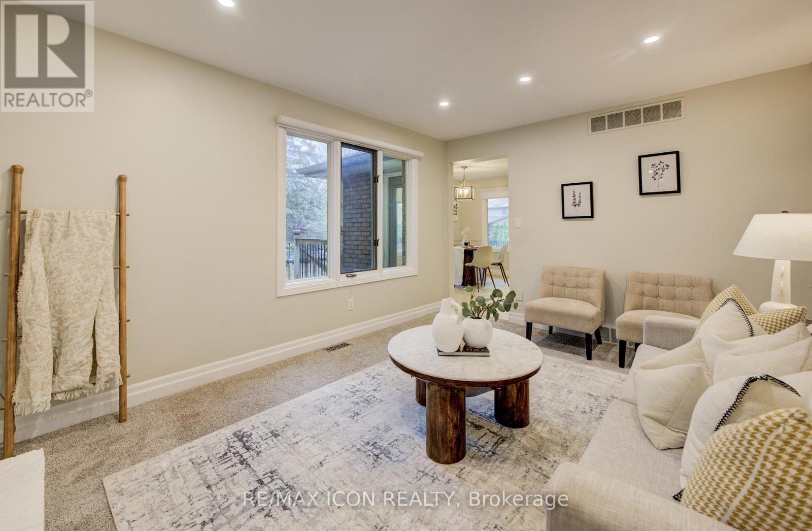 2 Dunnington Court, Kitchener, Ontario  N2A 3M5 - Photo 19 - X12538564