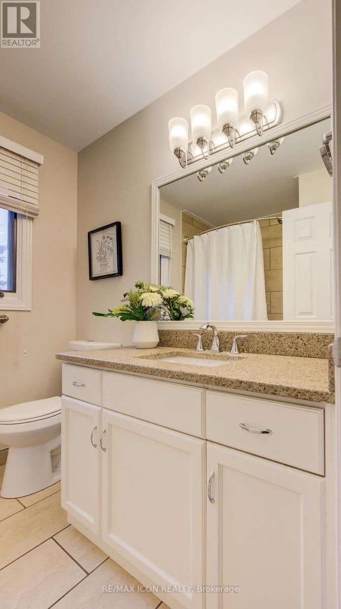 2 Dunnington Court, Kitchener, Ontario  N2A 3M5 - Photo 37 - X12538564