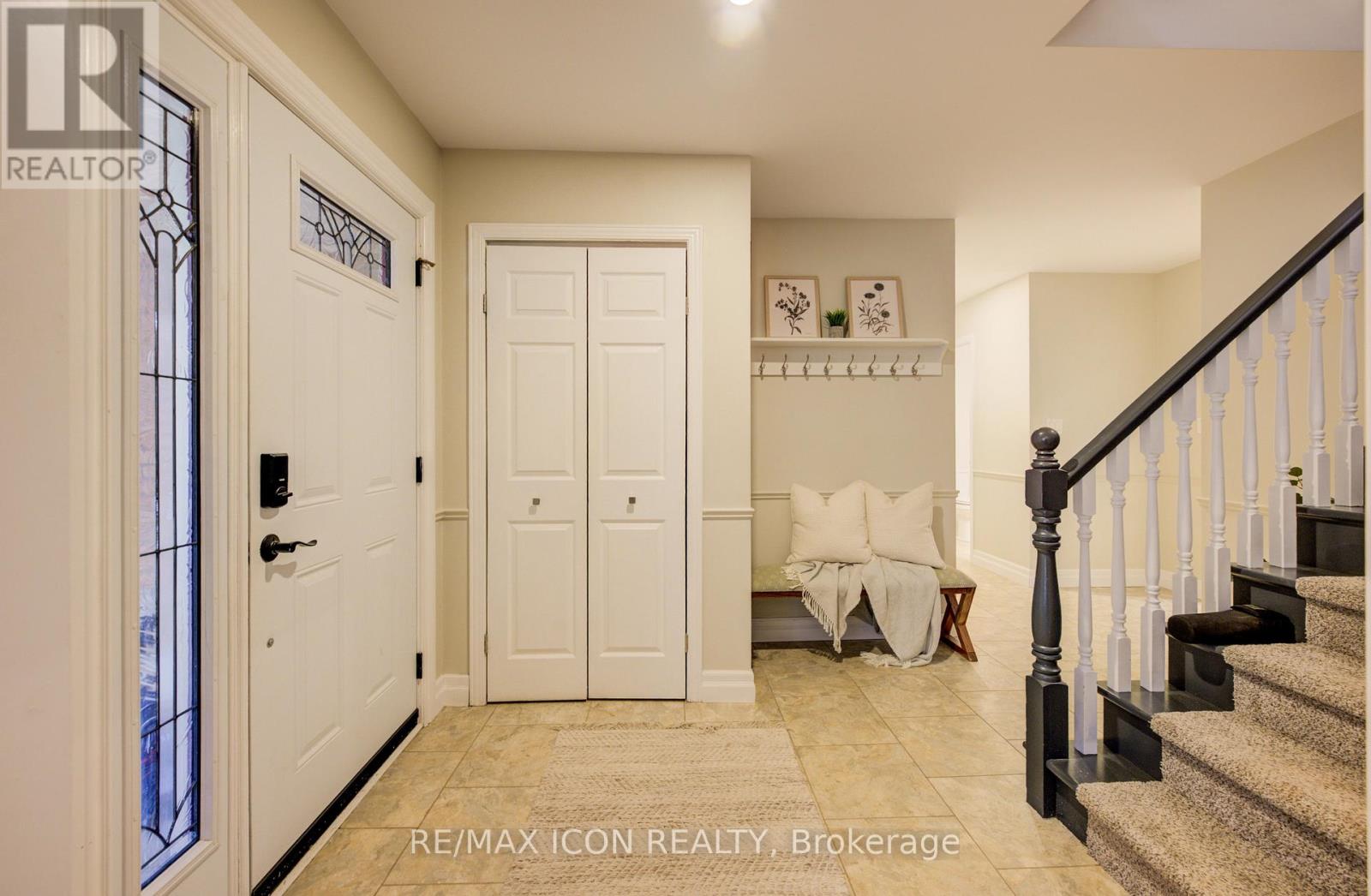 2 Dunnington Court, Kitchener, Ontario  N2A 3M5 - Photo 5 - X12538564