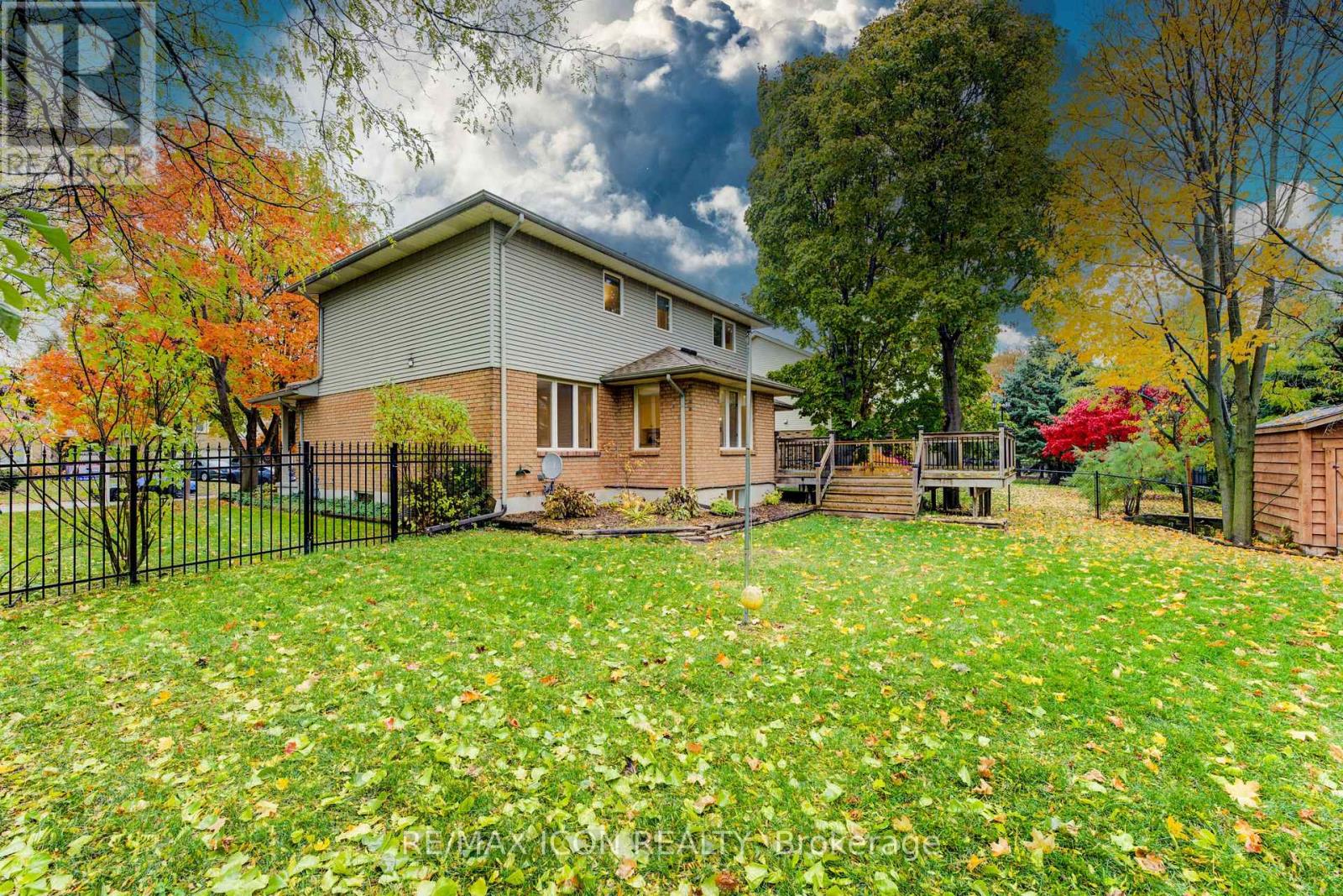 2 Dunnington Court, Kitchener, Ontario  N2A 3M5 - Photo 50 - X12538564