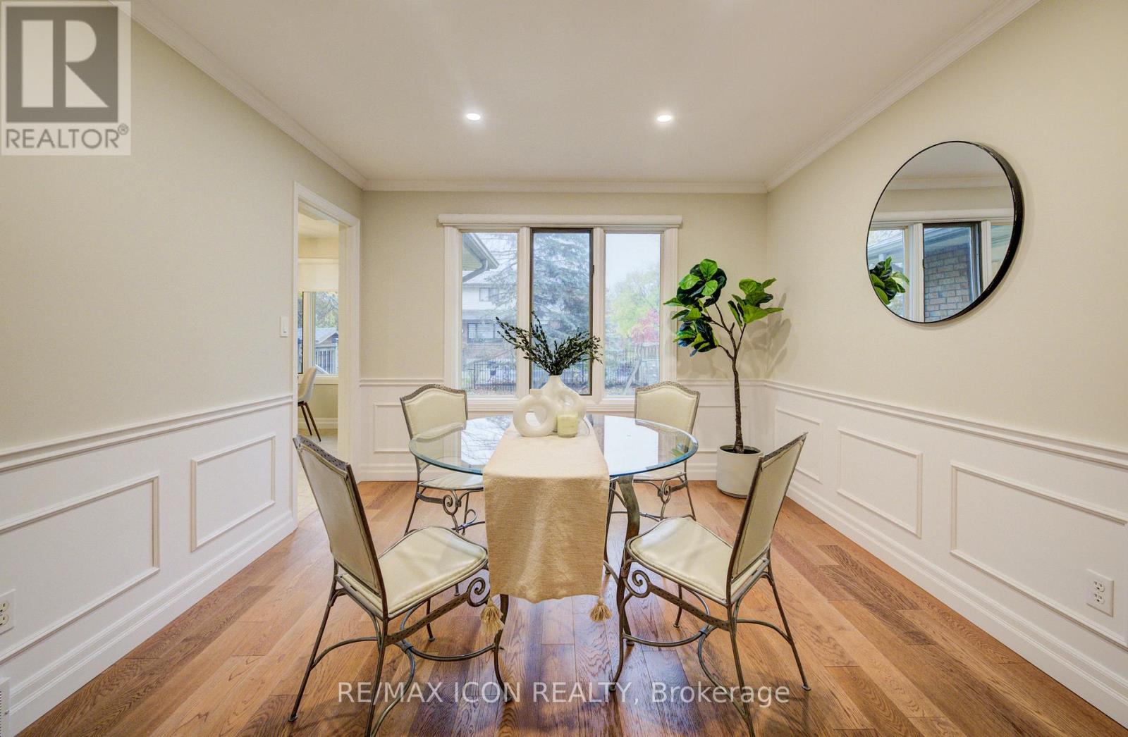 2 Dunnington Court, Kitchener, Ontario  N2A 3M5 - Photo 7 - X12538564